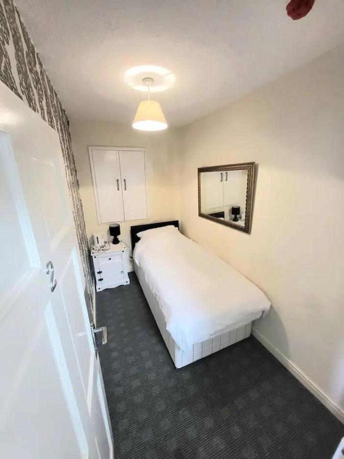 The Dublin Packet - Single Room 2 โฮลีเฮด ภายนอก รูปภาพ